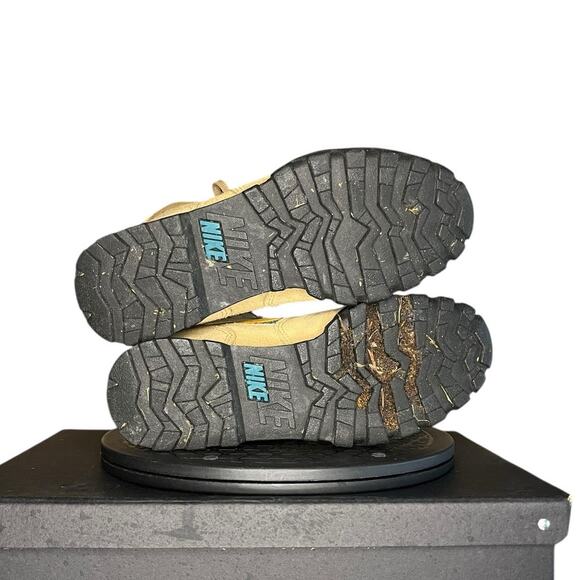 ***SOLD*** Nike Caldera Hiking Shoes Womens Size 7.5 Brown Retro - Picture 5 of 6